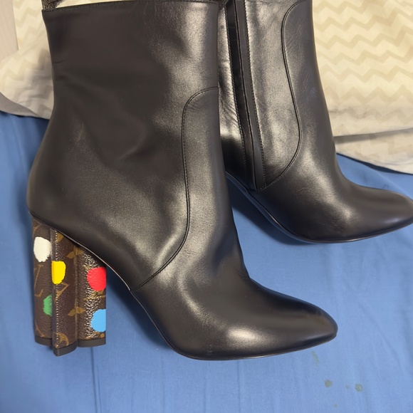 LOUIS VUITTON Yayoi Kusama Ankle - Picture 10 of 11